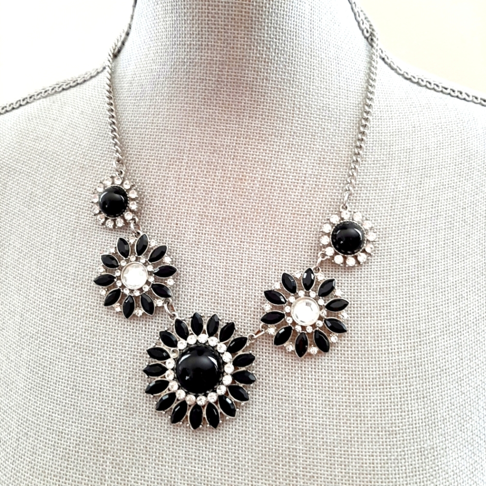 Joe Fresh Statement Necklace